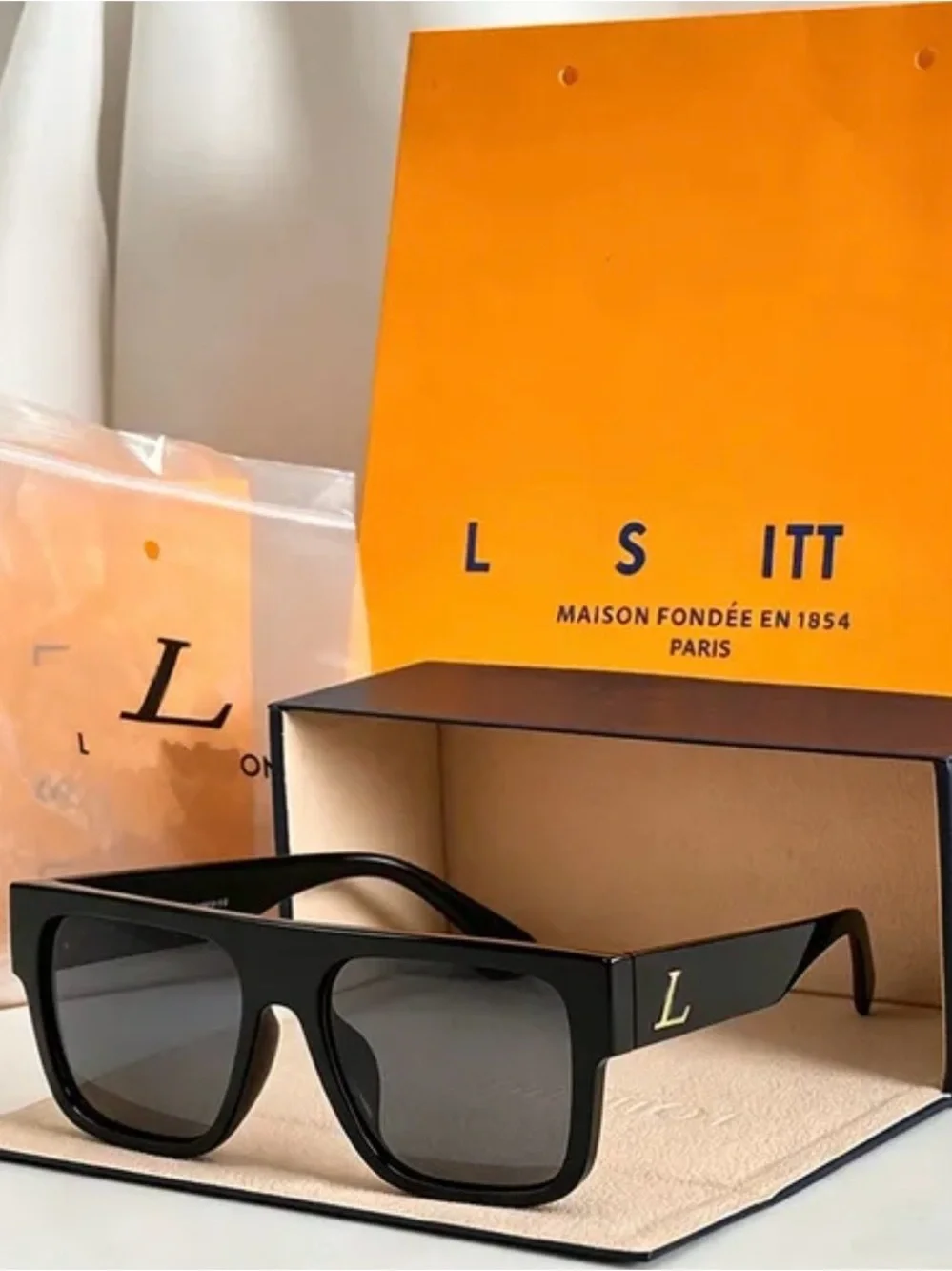 Black sunglasses